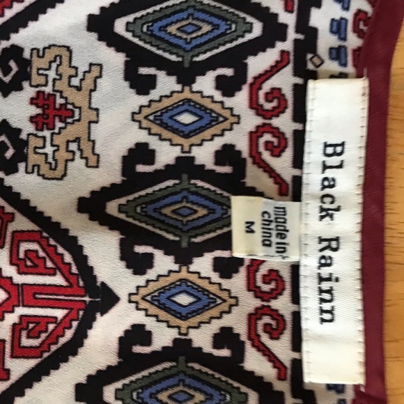 blouse - Picture 2 of 3